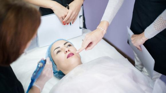 Centre de Formation en maquillage permanent